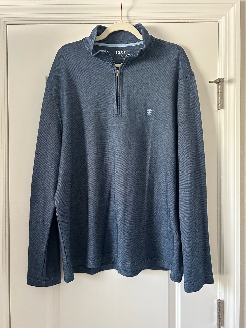 Izod Quarter-Zip Lightweight Cotton Blend Pullover Subtle Stripe